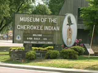  North Carolina:  アメリカ合衆国:  
 
 Museum of the Cherokee Indian